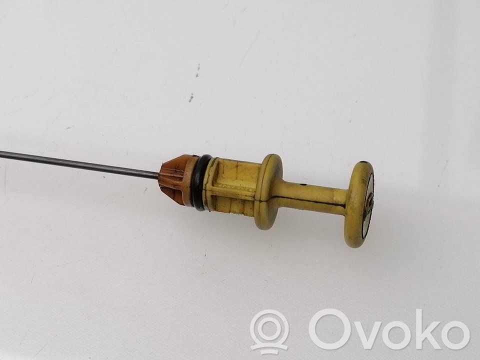 Peugeot 207 Asta di controllo livello olio