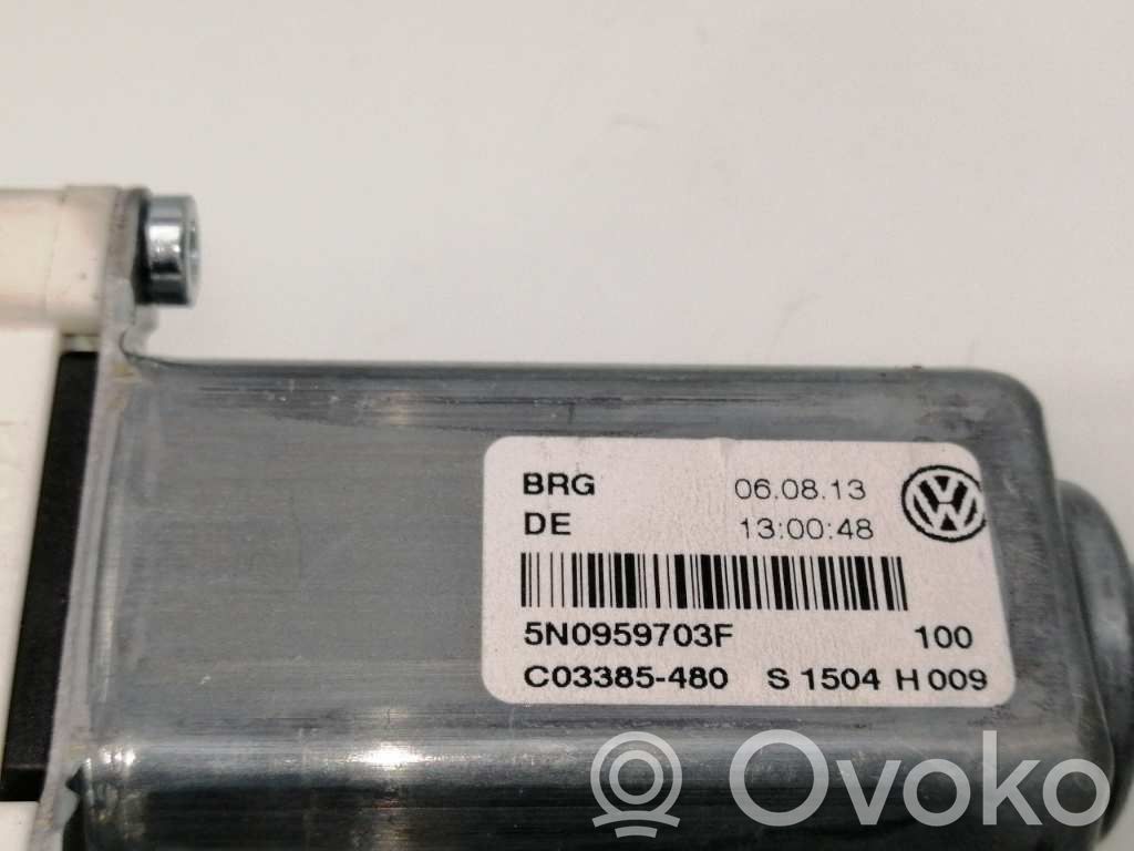 Volkswagen Tiguan Silniczek podnoszenia szyby drzwi tylnych 