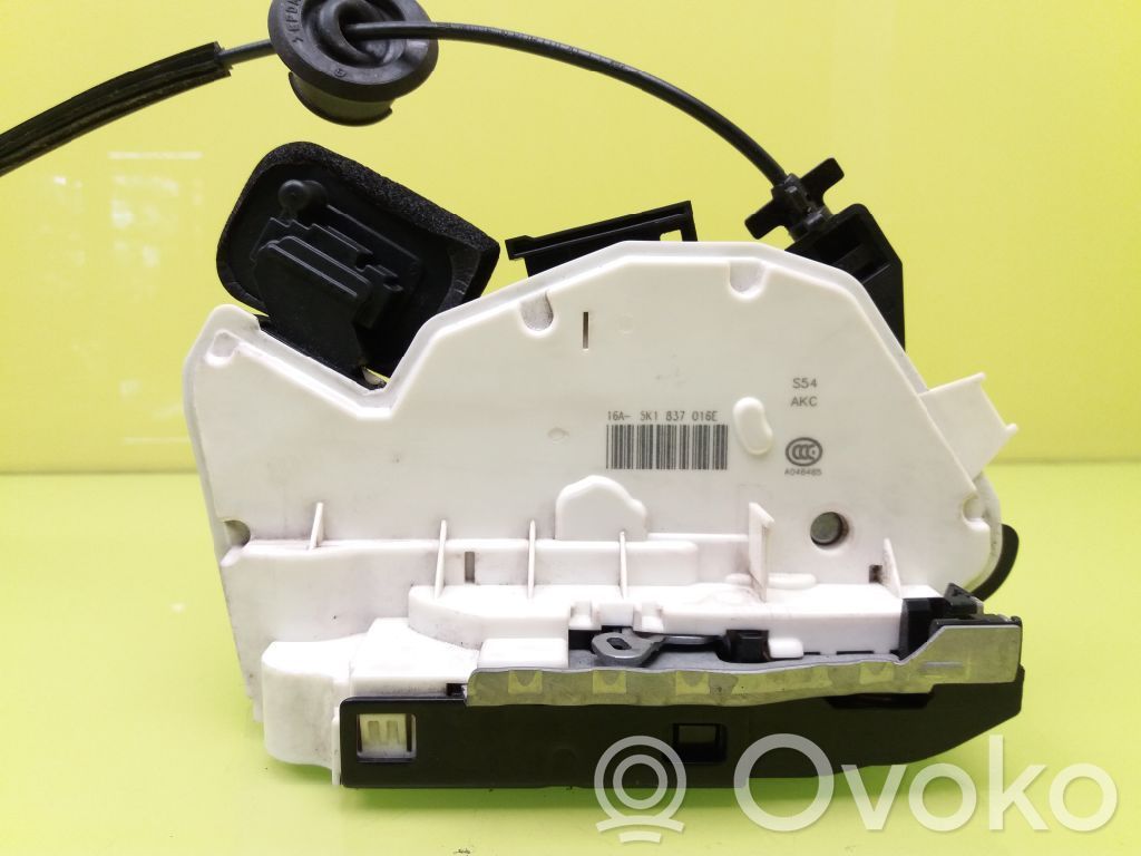 Serrure de porte avant   5K1837016E