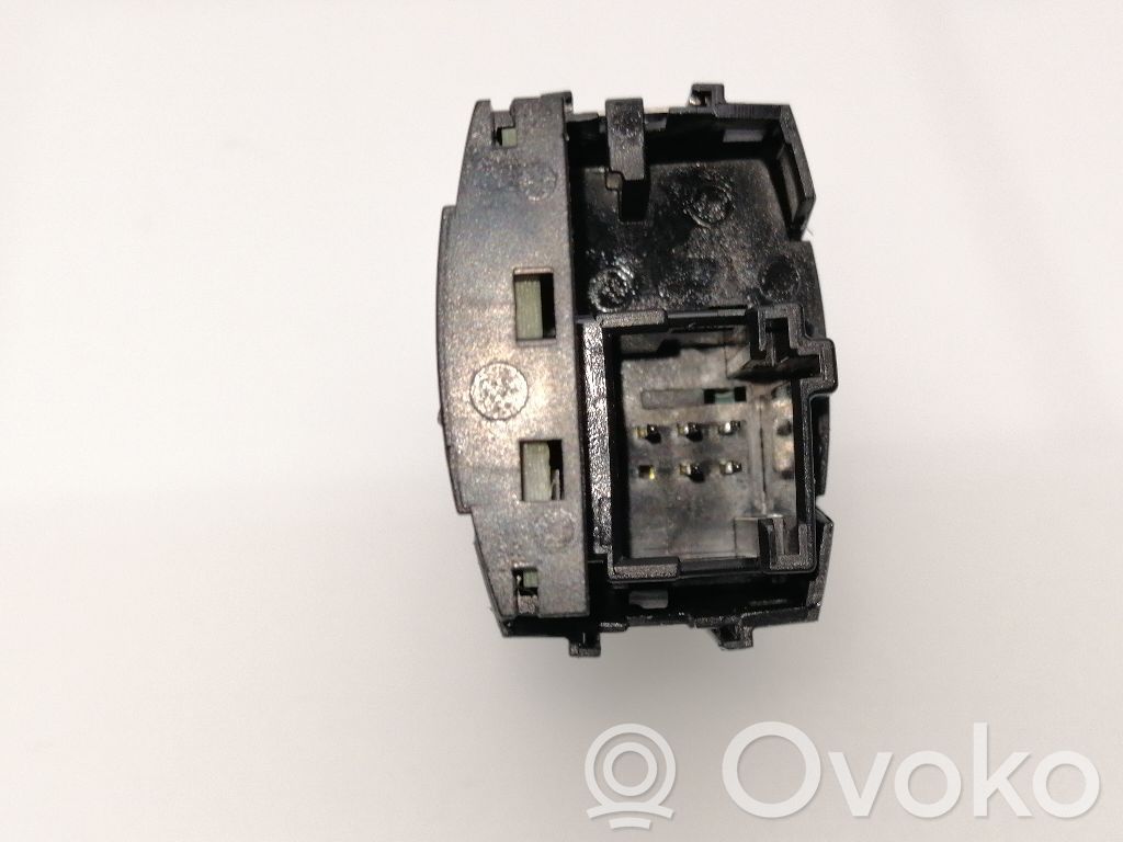 Botón interruptor de luz de peligro   9354186,3474020204,6131935418603