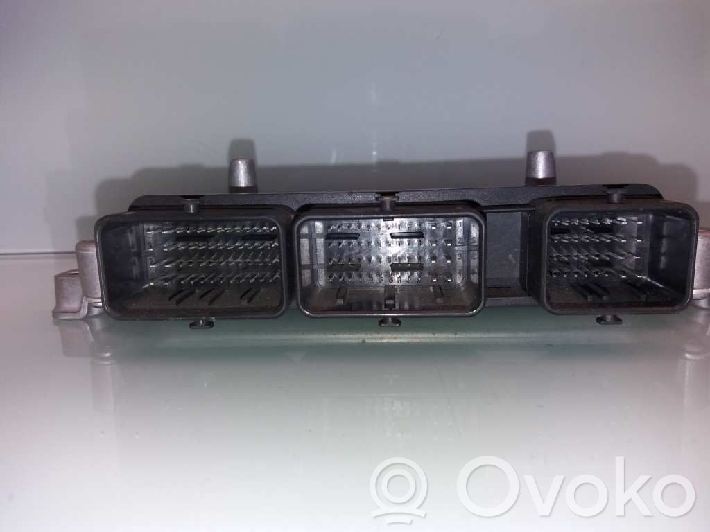 Peugeot 407 Unitate control motor/modul ECU 