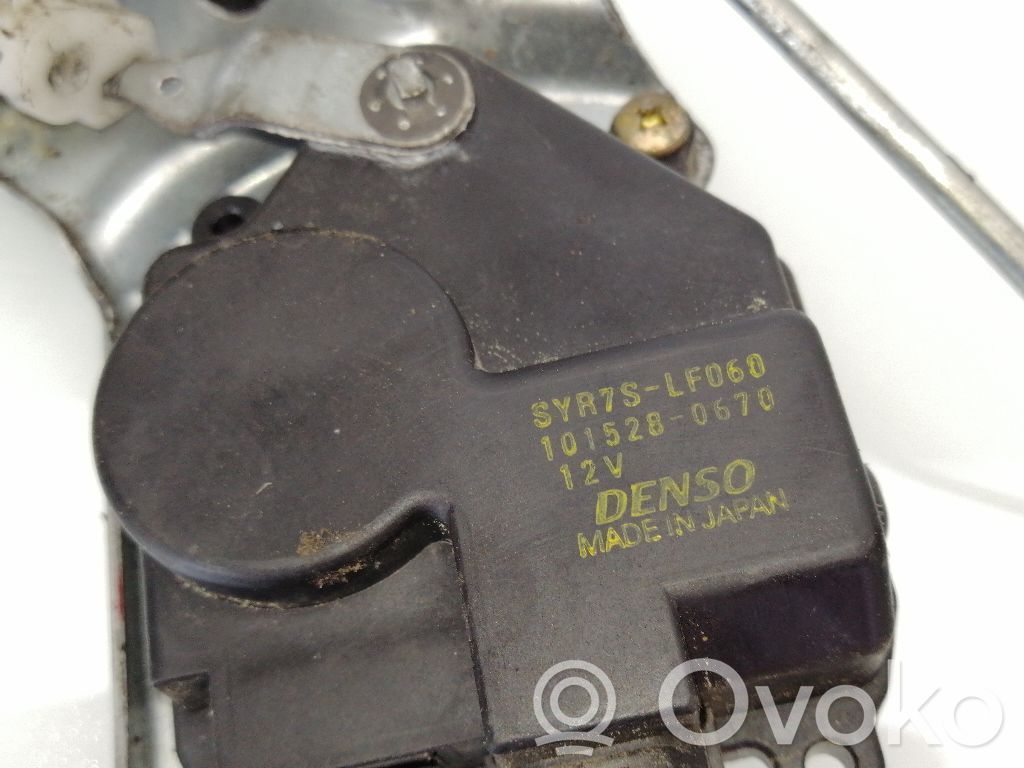 Suzuki Jimny Front door lock 
