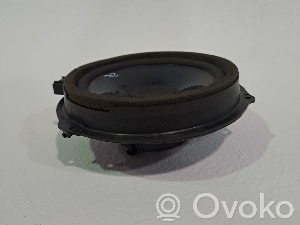 Głośnik drzwi przednich   1672407,6M2T18808FC