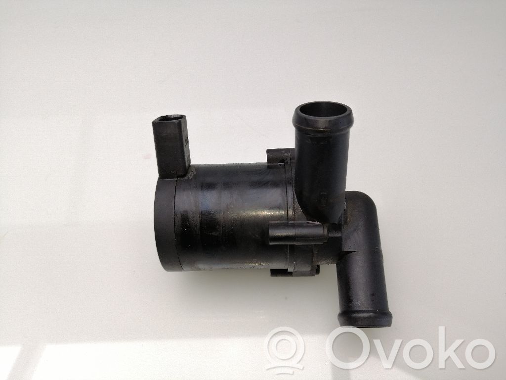 Volkswagen Touareg I Pompa dell’acqua 