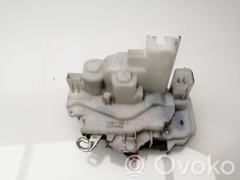 Fiat Fiorino Încuietoare ușă față 