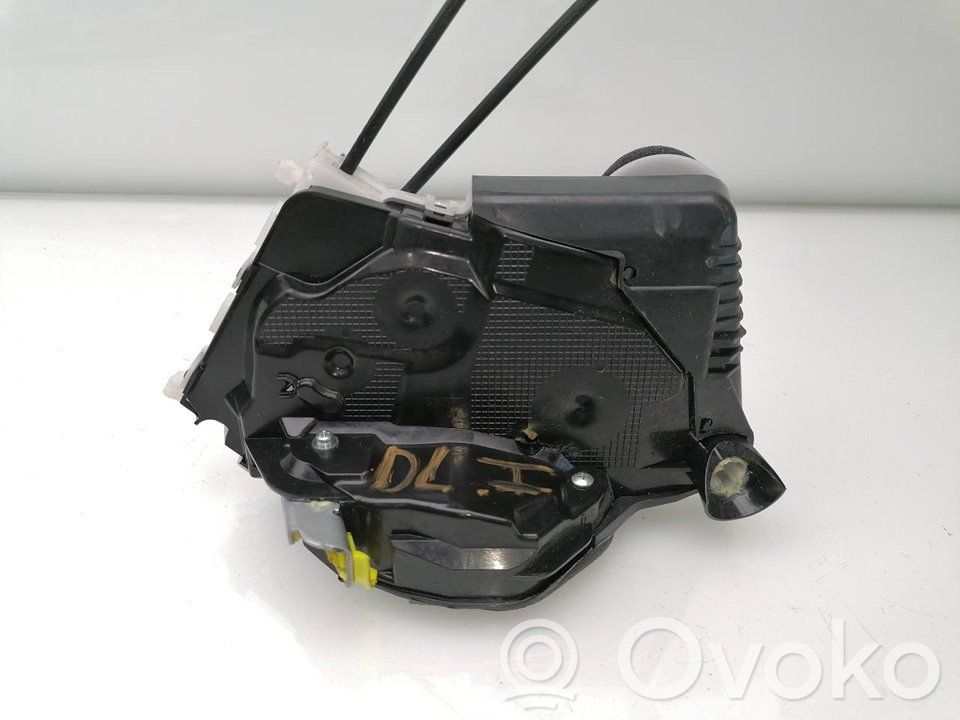 Toyota Yaris Türschloss vorne 