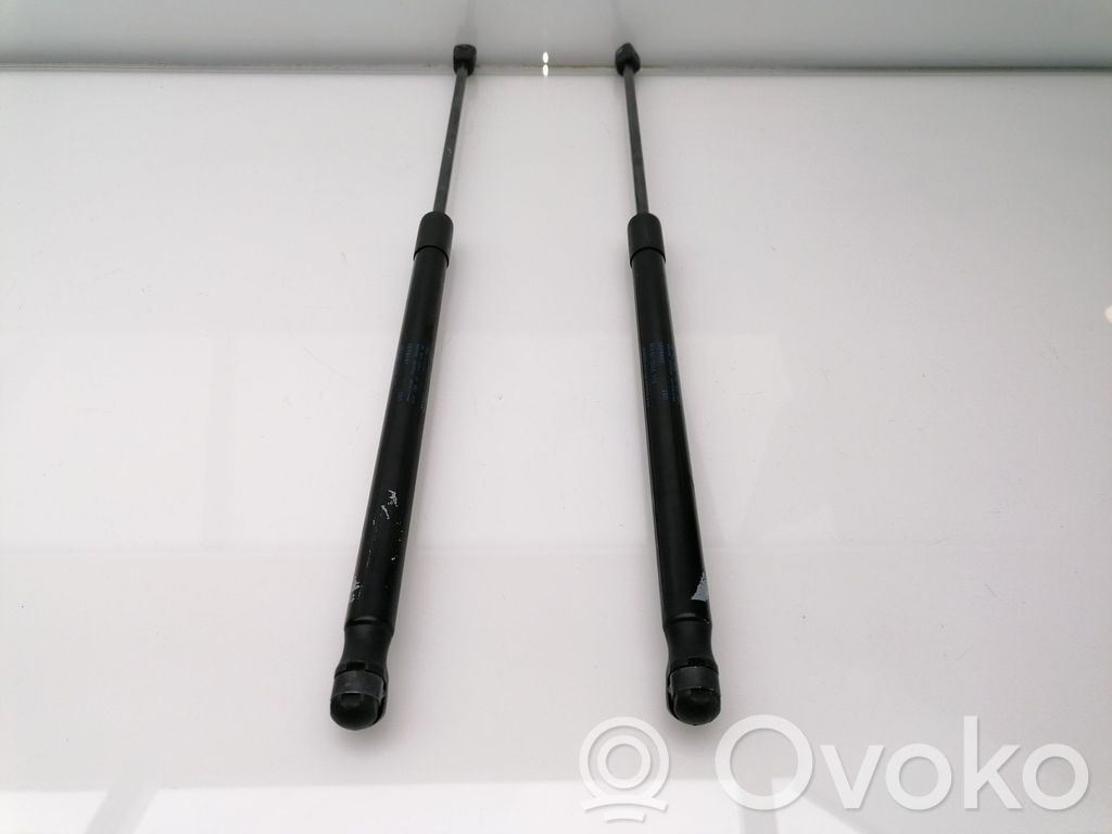 Volkswagen Polo III 6N 6N2 6NF Tampone in gomma portellone posteriore/bagagliaio