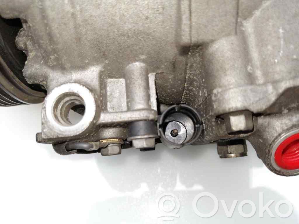 Compressore aria condizionata (A/C) (pompa)   64526915388