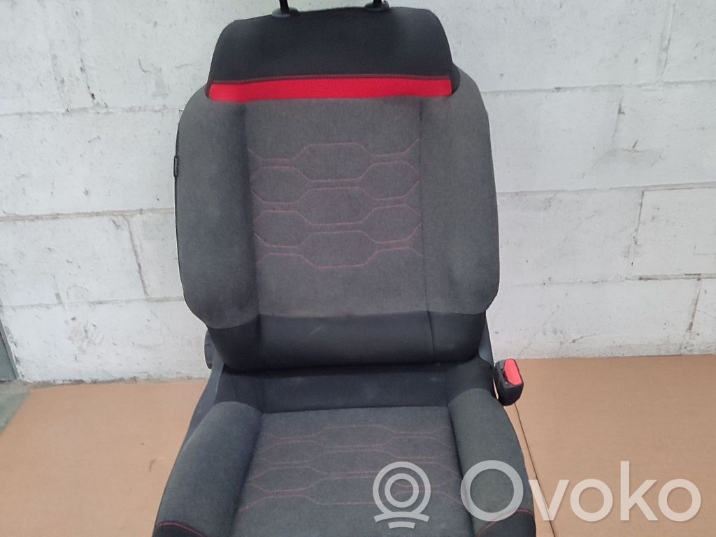 Asiento delantero del conductor   1622822780