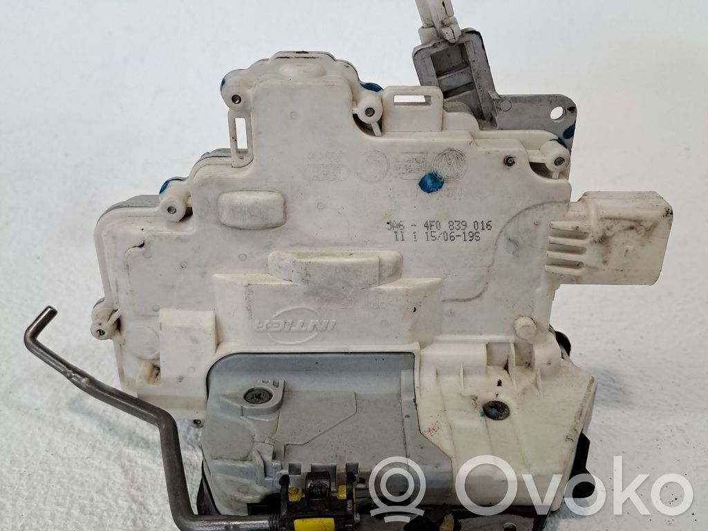 Cerradura de puerta trasera   4F0839016