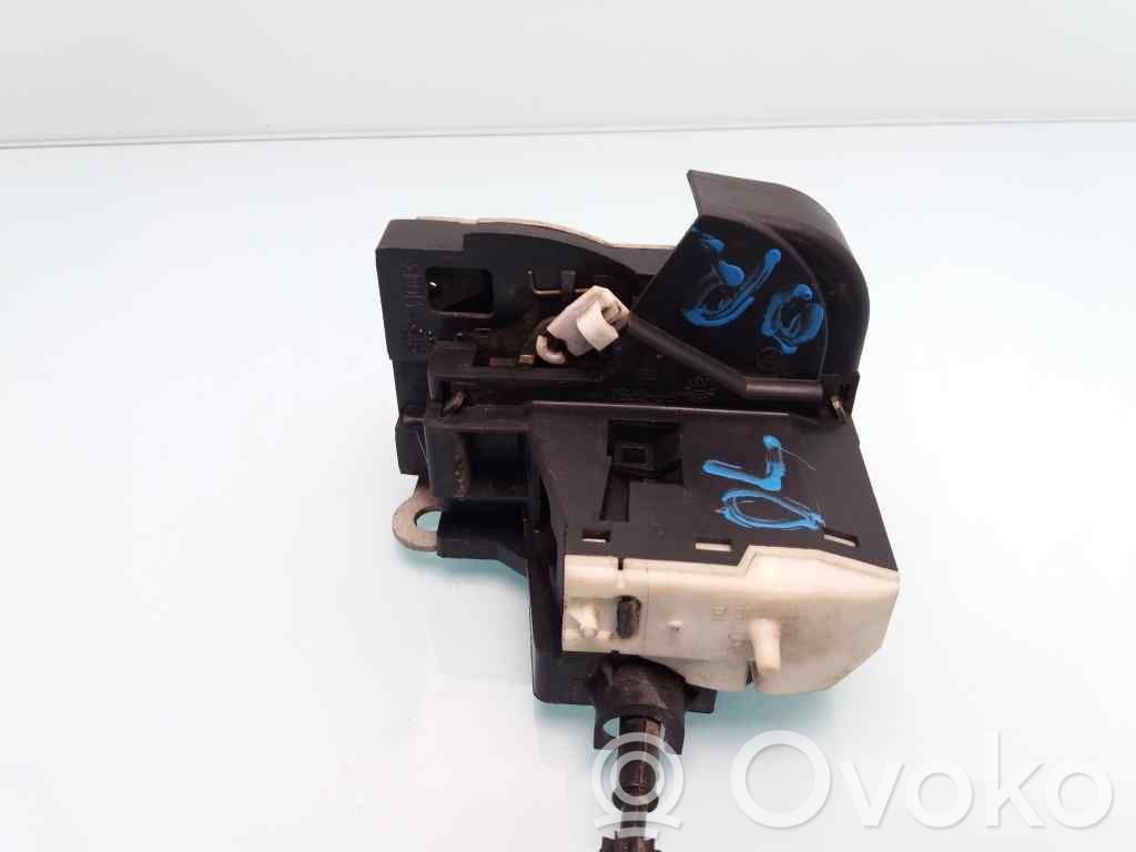 Front door lock   8200350432,805027617R