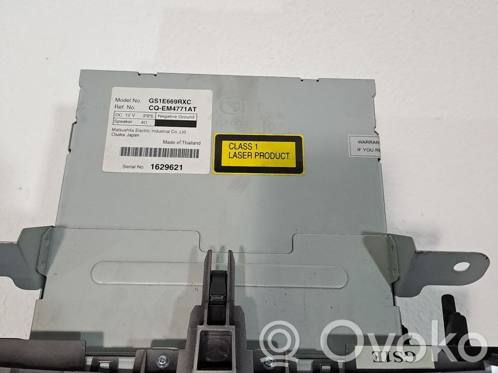 Radio / CD-Player / DVD-Player / Navigation   GS1E669RXC