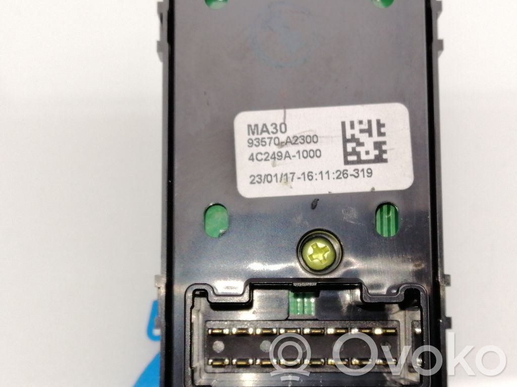 Elektrisko logu slēdzis   93570A2300,4C249A1000,4C249A1000