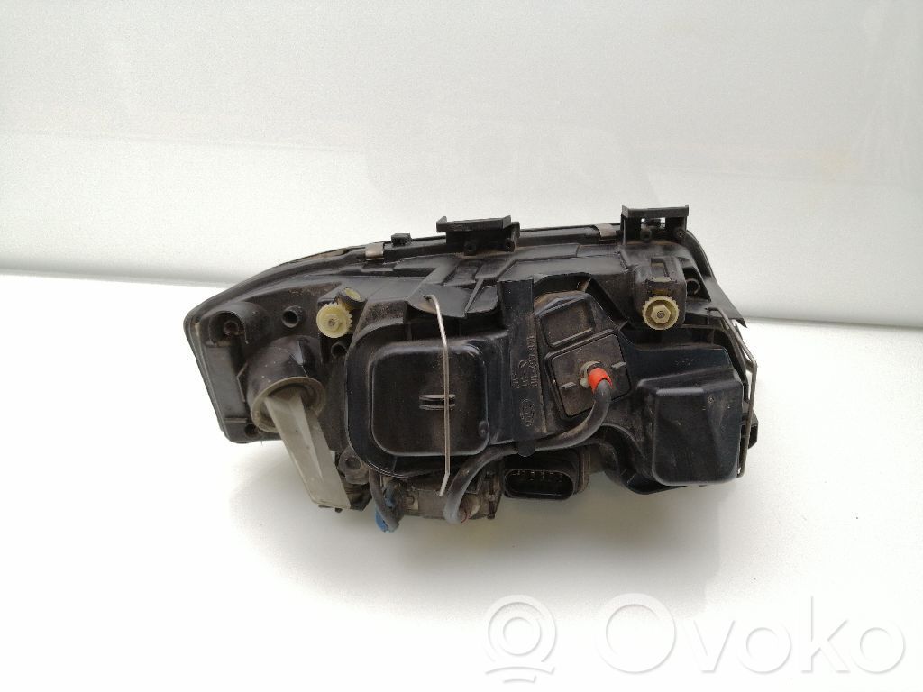 Audi A6 S6 C5 4B Scheinwerfer 