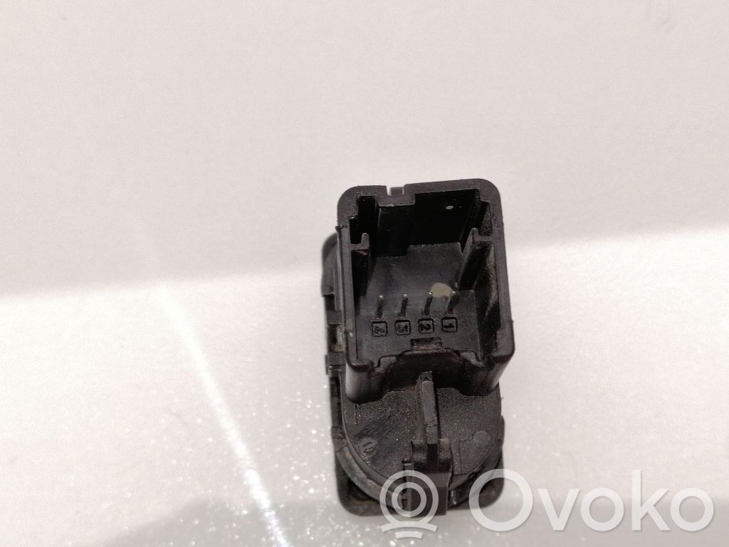 Ford C-MAX I Interruttore di controllo dell’alzacristalli elettrico