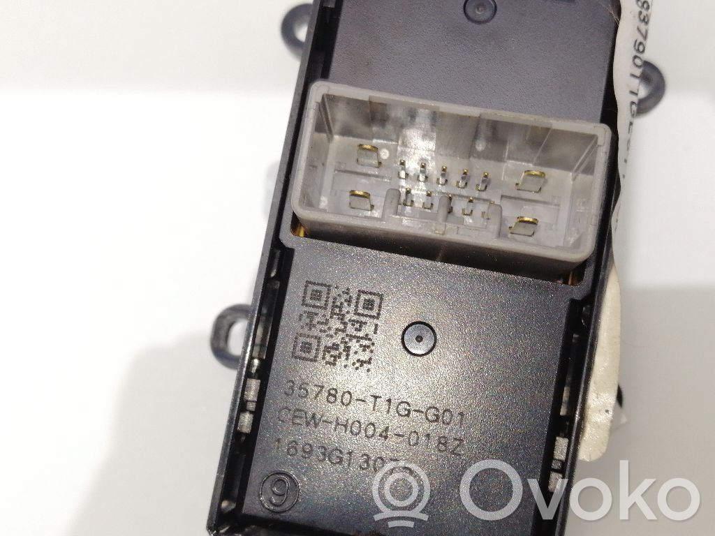 Interruptor del elevalunas eléctrico   35770T1GG11