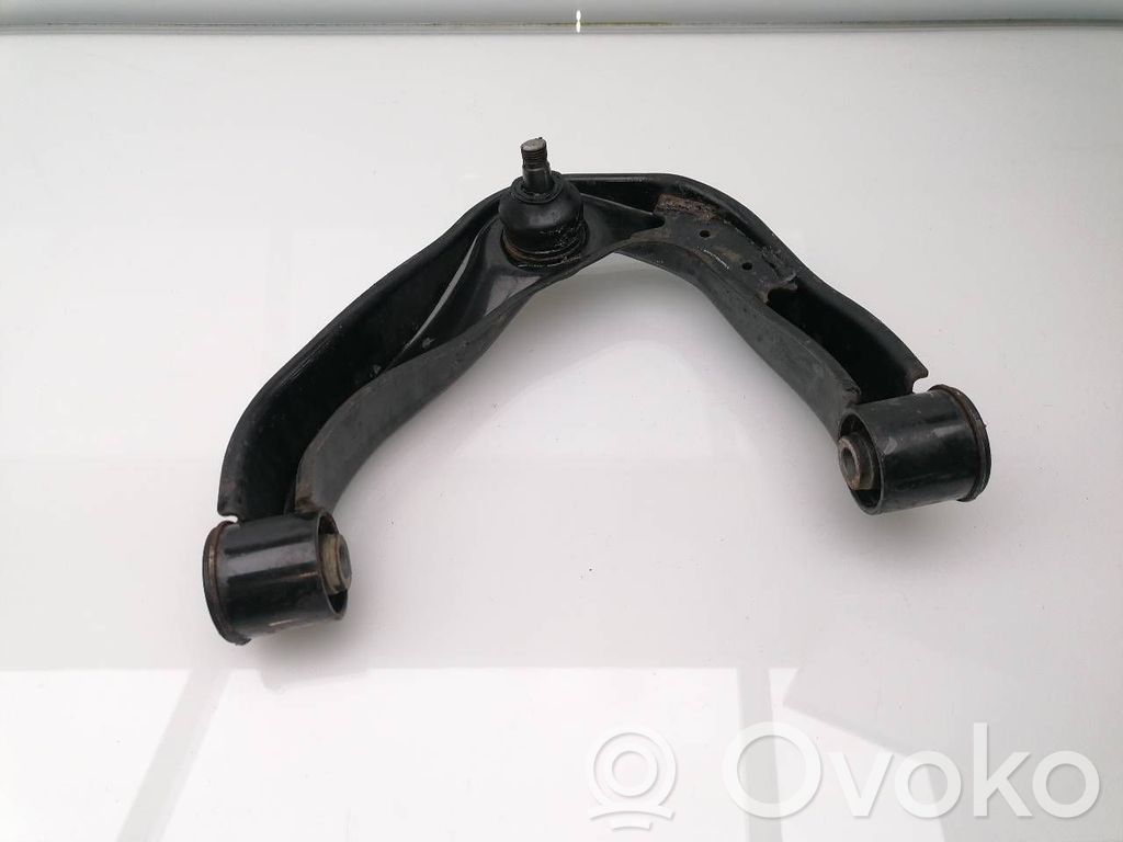 Nissan NP300 Braccio di controllo sospensione anteriore superiore/braccio oscillante