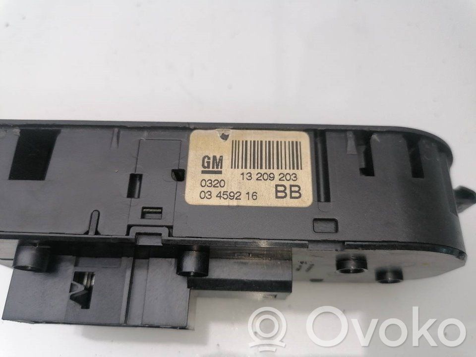 Interruptor del elevalunas eléctrico   13209203