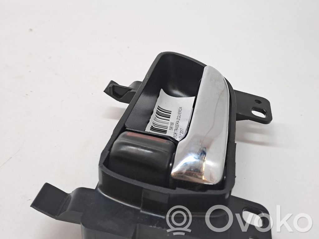 Manecilla interna puerta trasera   61051FJ031VH