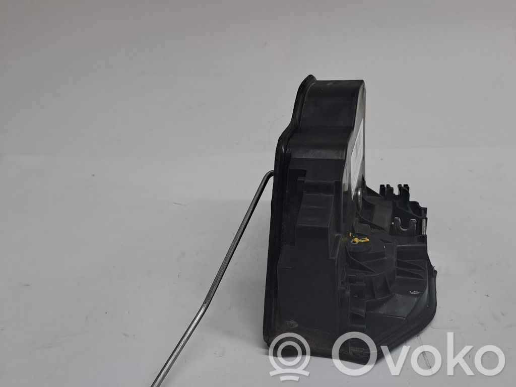 BMW 1 F20 F21 Serratura portiera posteriore 