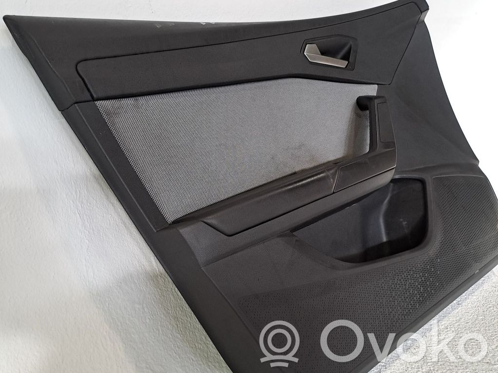 Seat Leon IV Etuoven verhoilu 