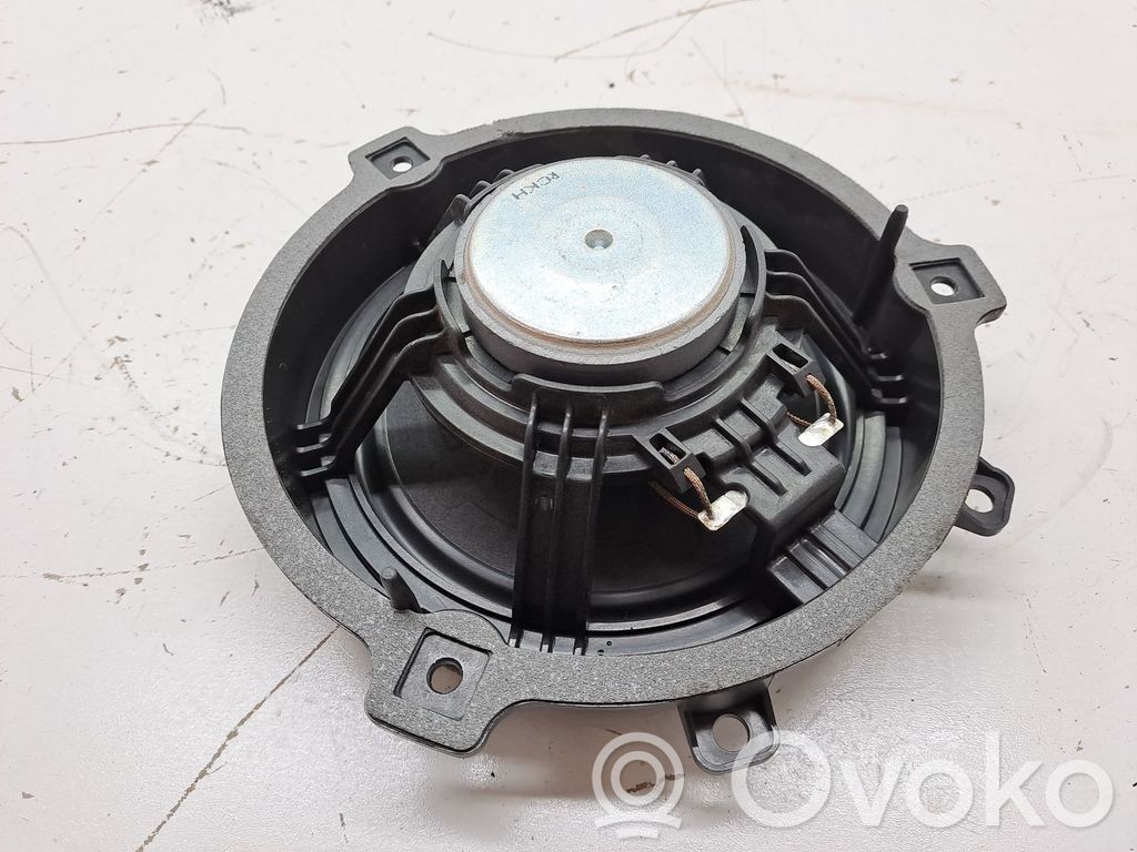 Altavoz de la puerta delantera   96330Q0000