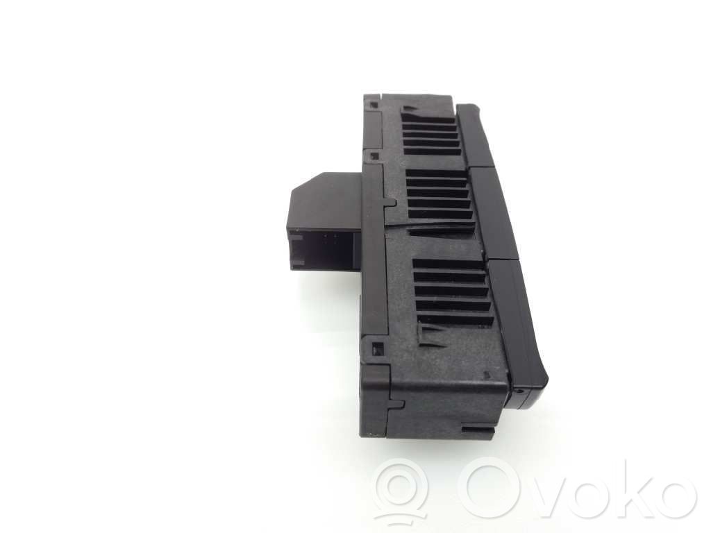 Audi A4 S4 B6 8E 8H Alte comutatoare/butoane