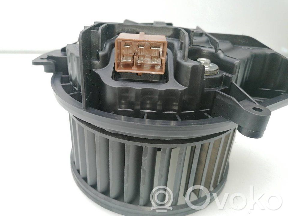 Pulseur d'air habitacle   8E1820021A,8E1820021E