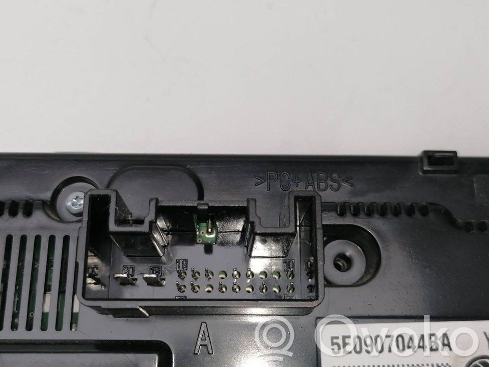 Skoda Octavia Mk2 (1Z) Unitate control climatizare 