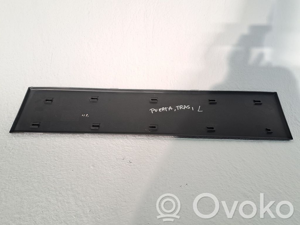 Muotolista   1308058070,8546T8