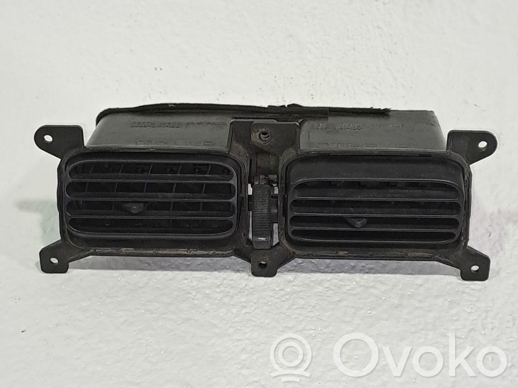 Rejilla de ventilación central del panel   68750VJ200