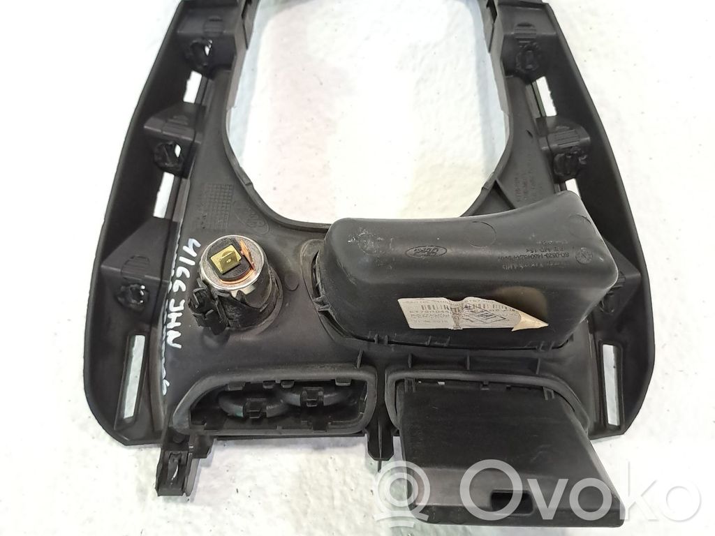 Ford Transit Courier Rivestimento in pelle/manopola della leva del cambio 