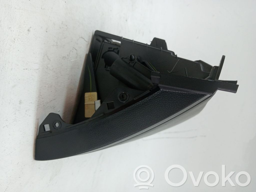 Hansikaslokero   845103U040WK