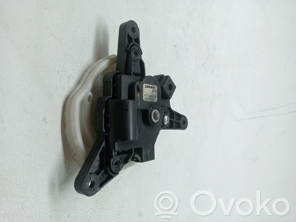 Unidad de control/módulo de carrocería central   D266NE9AA01