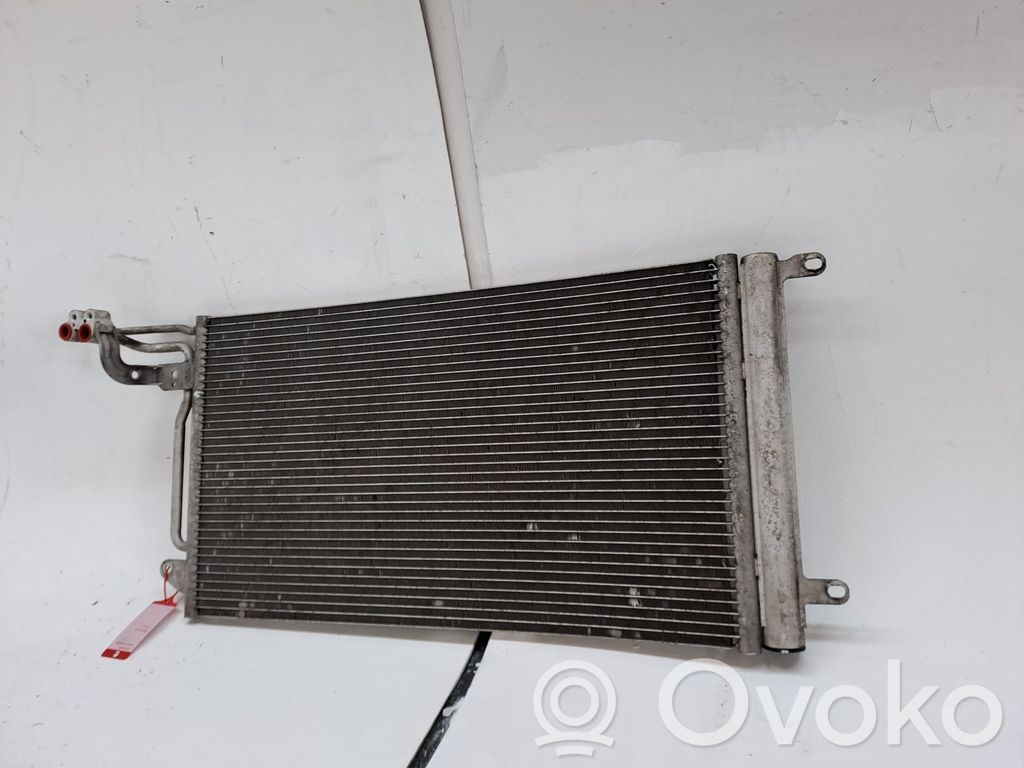 Skoda Fabia Mk2 (5J) Radiatore di raffreddamento A/C (condensatore) 