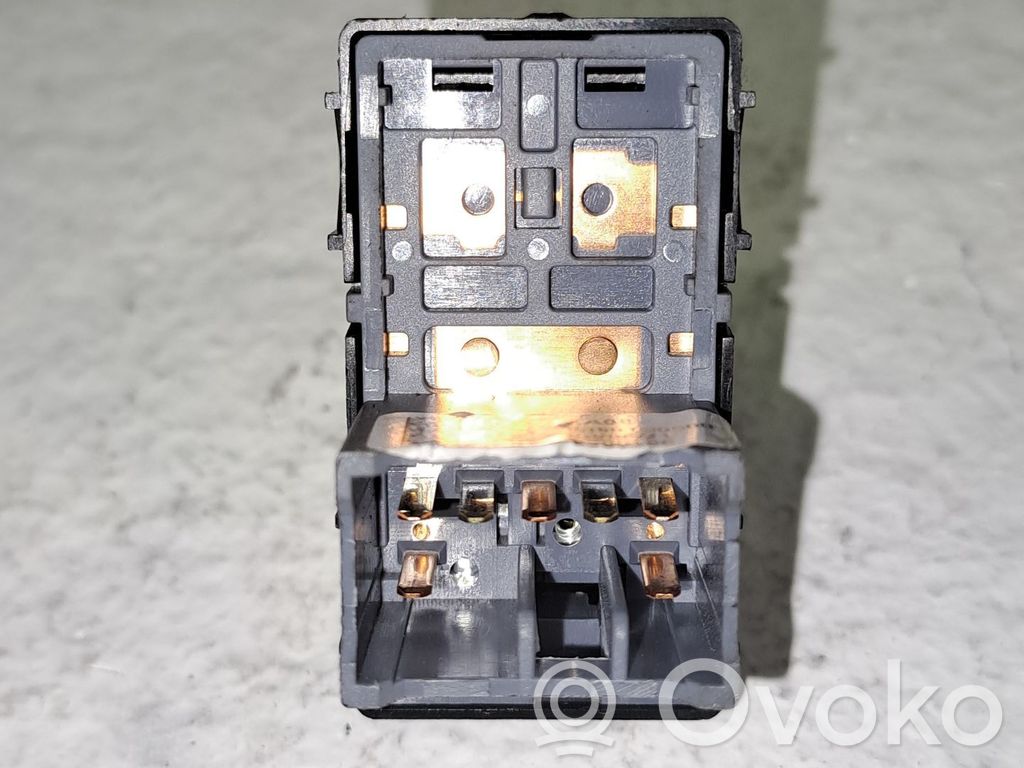 Comutator comandă geamuri electrice   93580C70104X
