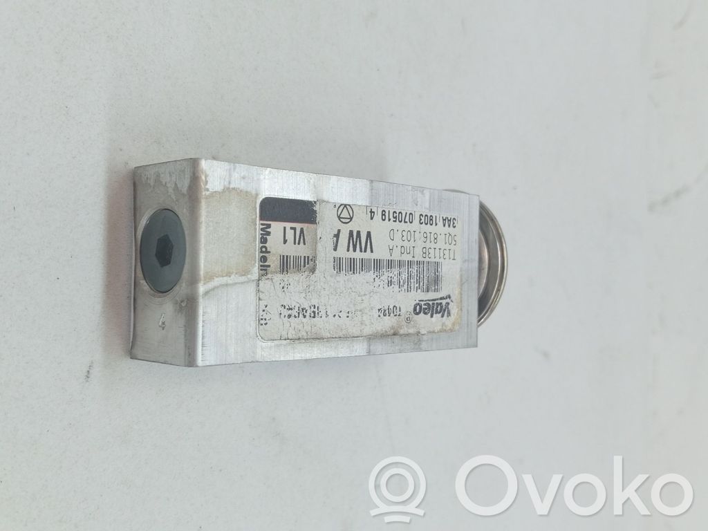Volkswagen Golf VII Cuplaj/manșon flexibil A/C 