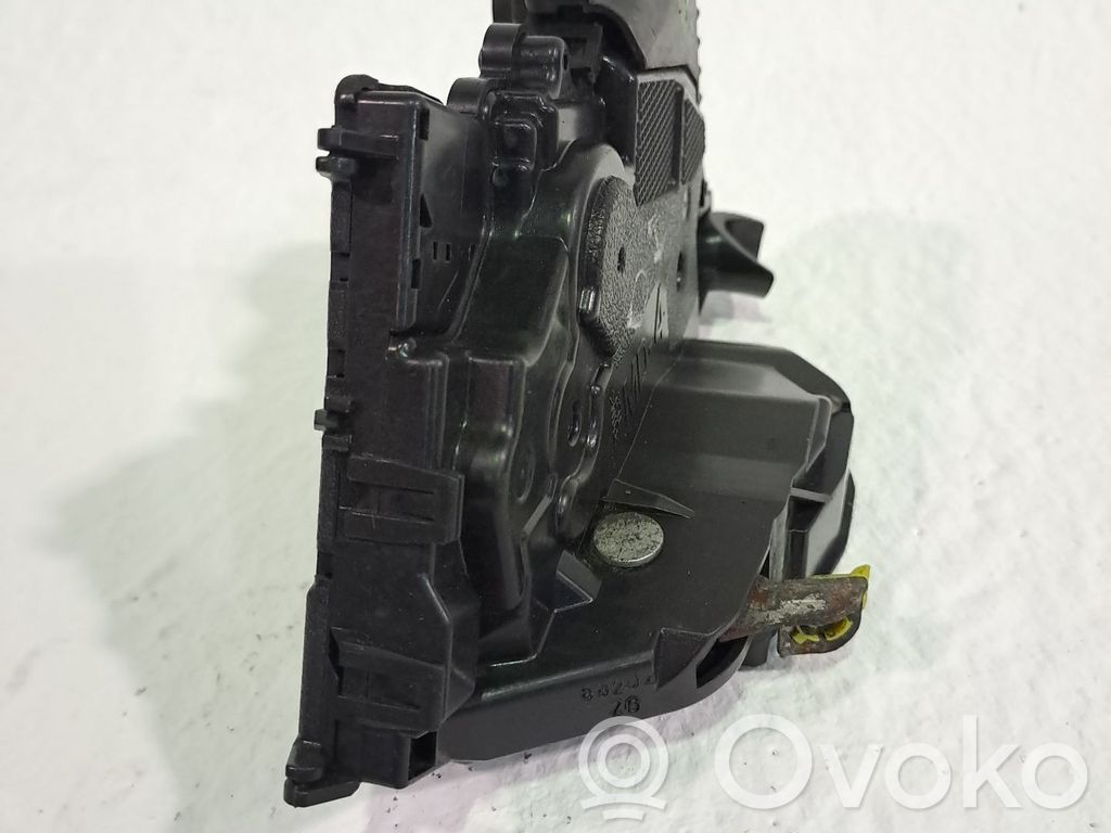 Toyota Prius (XW20) Serratura portiera anteriore