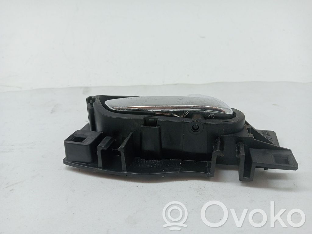 Manecilla interna puerta trasera   9144F9