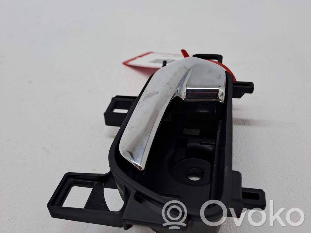 Nissan Micra Manecilla interna de puerta corredera 