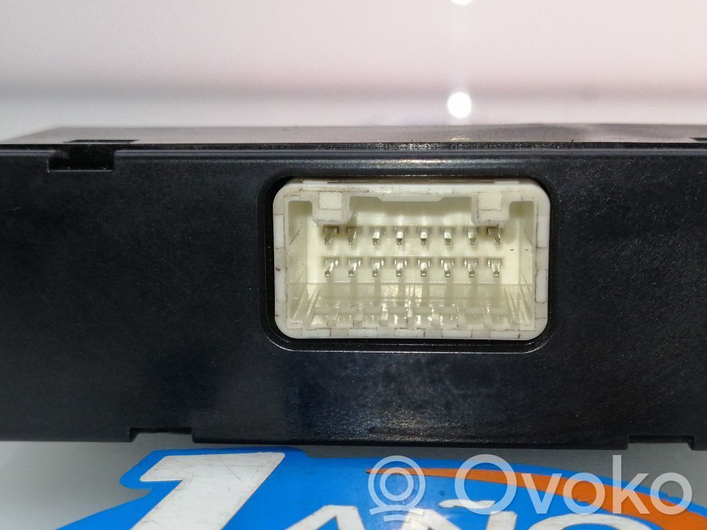 Nissan NP300 Modulo di controllo del corpo centrale 