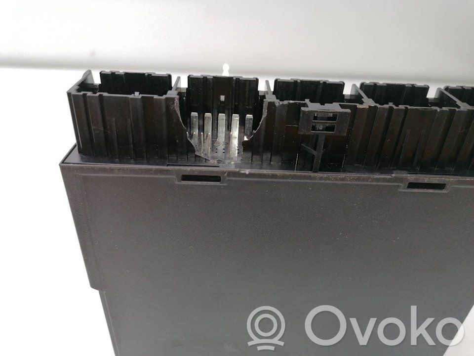 Unidad de control/módulo de carrocería central   1S7T15K600FE