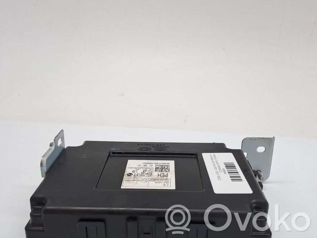 Modul de control caroserie central   97RA011034