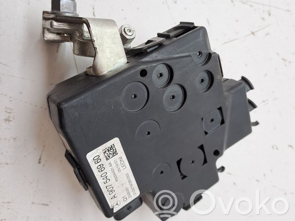 Mercedes-Benz Sprinter W907 W910 Modul de control caroserie central 