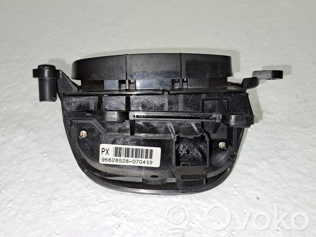 Chevrolet Captiva Boutons / interrupteurs volant 