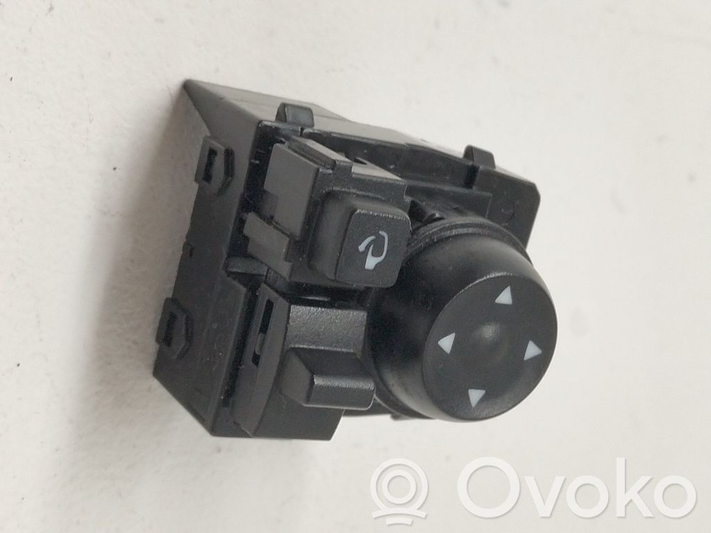 Hyundai i10 Interruptor del espejo lateral 