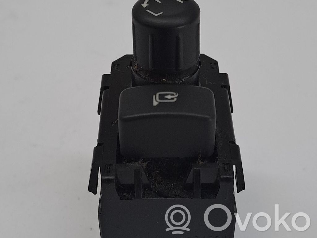 Interruttore specchietto retrovisore   83061FJ000