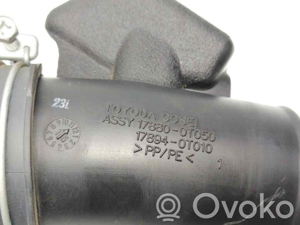 Toyota Auris 150 Einzelteil Lufteinlasskanal 