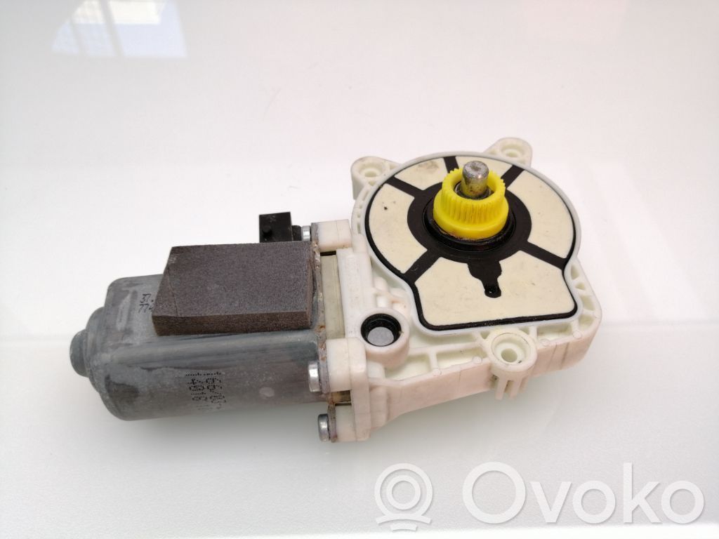 Saab 9-3 Ver1 Motor macara geam ușă spate 