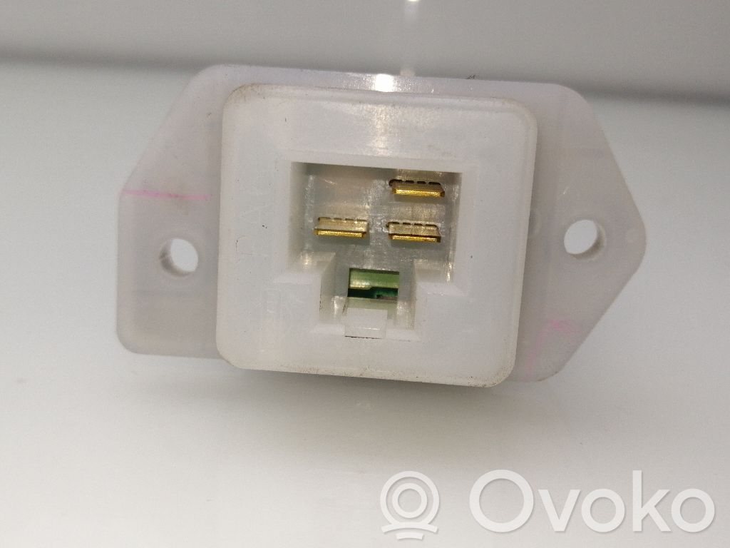 Nissan Juke I F15 Motor aerotermă/rezistor ventilator
